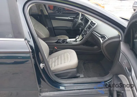 2014 Ford Fusion S z USA, uszkodzony, nr VIN 3FA6P0G73ER327997